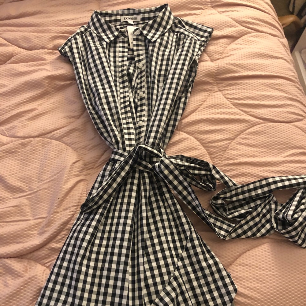 Express gingham mini dress✨